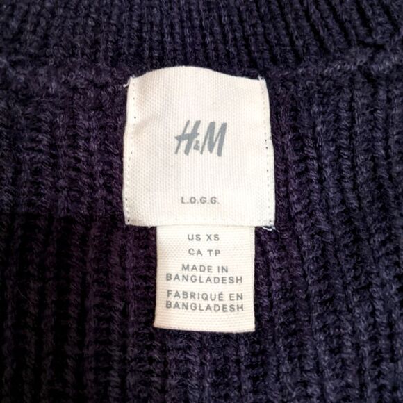 H&M Turtleneck Sweater Heavy Navy Blue Reindeer Pattern  XS - Picture 8 of 10